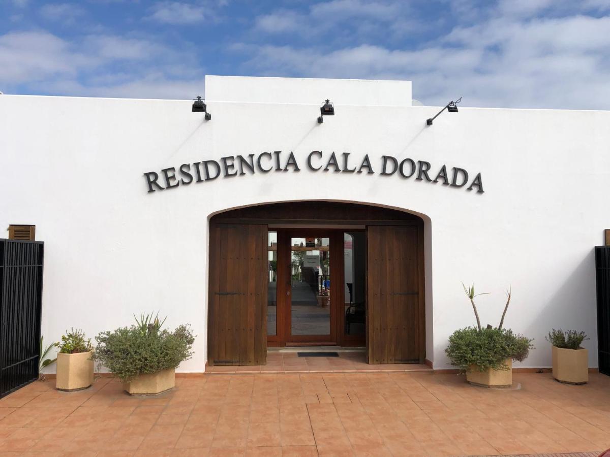 サンタニーResidencia Cala Doradaアパートメント エクステリア 写真